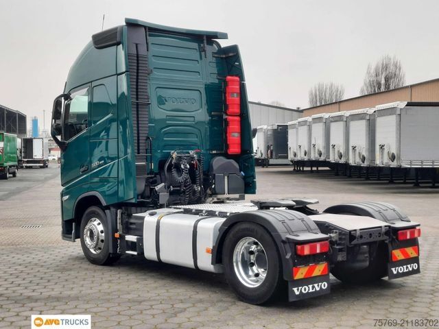 Standardowy ciągnik siodłowy VOLVO FH 500 XL I-Park-Cool 2xTank Tacho 4.1