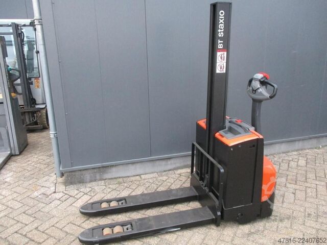 Hoogheffende palletwagen BT SWE 080L