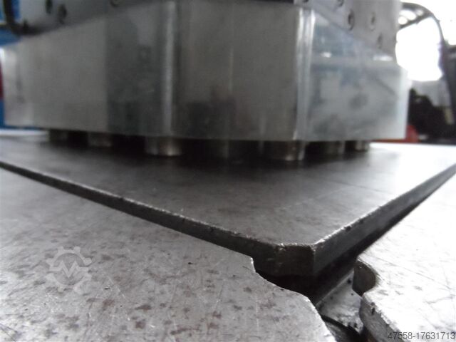 Uitklinkmachine Tumakon TU 300-8