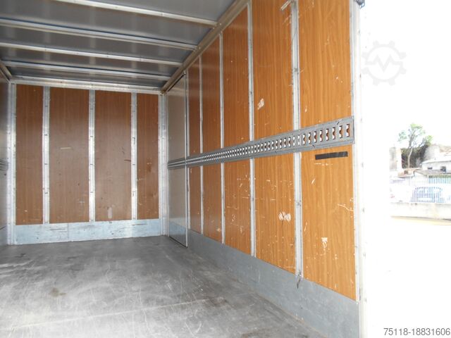 Kutu minibüs Iveco DAILY 35C14 FURGONE + SPONDA