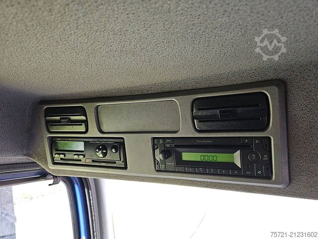 Kuffert MERCEDES-BENZ ATEGO 1229 MANUAL TAILLIFT