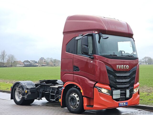 Standard-SZM IVECO S-WAY AS440S48