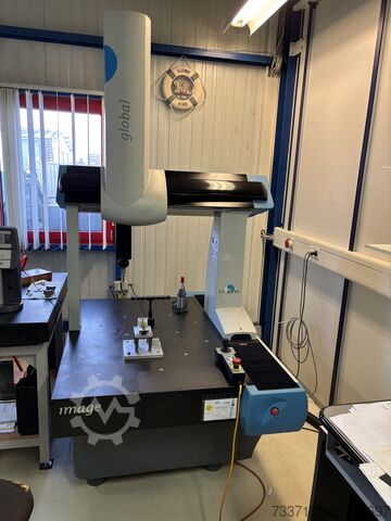 Coordinate measuring machine DEA Global 07-07-05