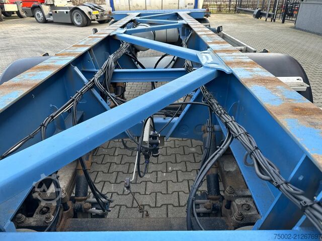 Container transportation Van Hool 3-assige aanhanger / 20FT / BDF / schijfremmen ...