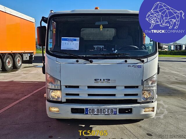 Pojazd do zbiórki odpadów Isuzu CON