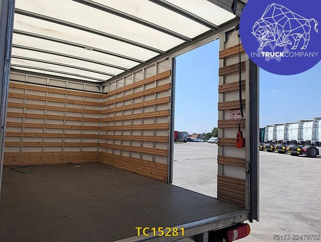 Walizka Renault Master 2.2 DCI KOFFER MET LIFT