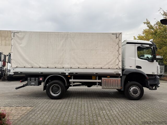 Vrachtauto met open laadbak Mercedes-Benz Arocs 1827 AK 4X4 Ex-Bundeswehr