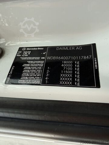 Vrachtauto met open laadbak Mercedes-Benz Arocs 1827 AK 4X4 Ex-Bundeswehr