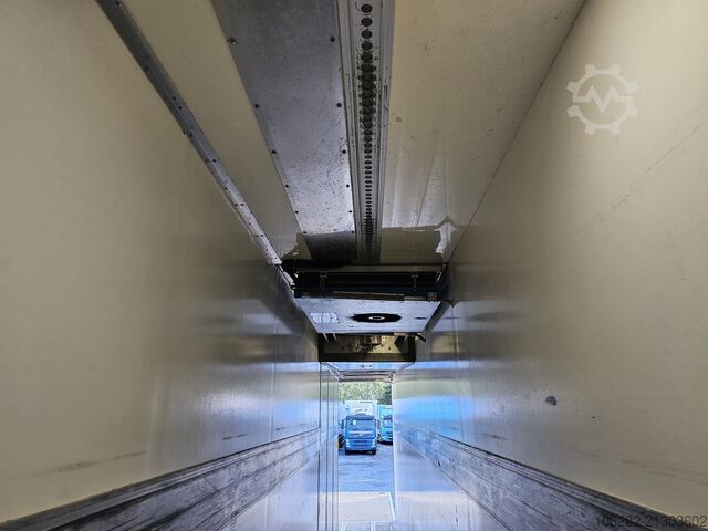 LKW mit Kühlkoffer VOLVO FM330 6x2 FRIGOBLOCK Multizone Lenk u. L