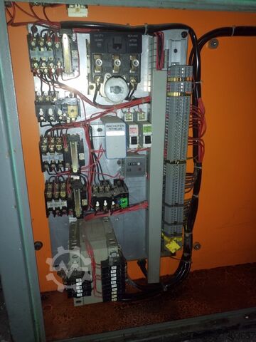 μηχανή οδοντοκοπής Mikron 102.05