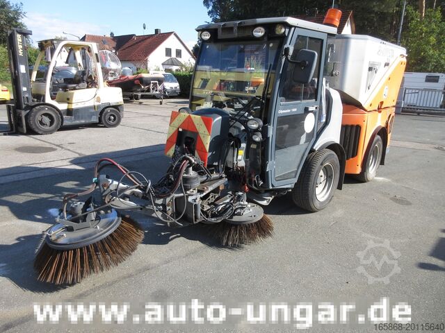 Barredora Hako CM 1600 Kehrmaschine 4x4 Baujahr 2018