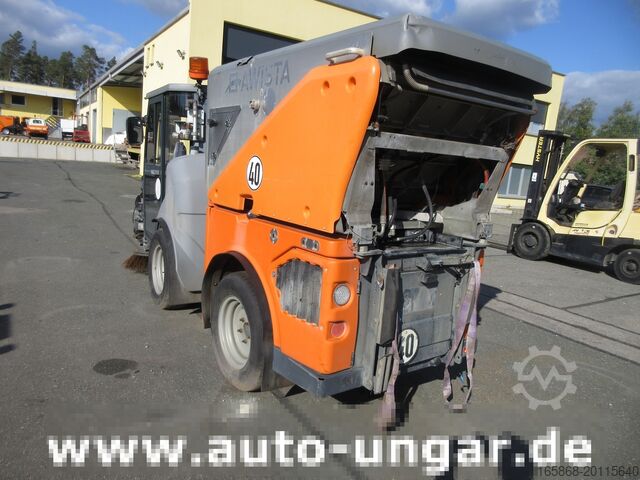 Fejemaskine Hako CM 1600 Kehrmaschine 4x4 Baujahr 2018
