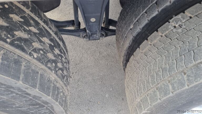 Kipper LKW Volvo FMX 420 6x2 Bordmatik Thermo mit Kran