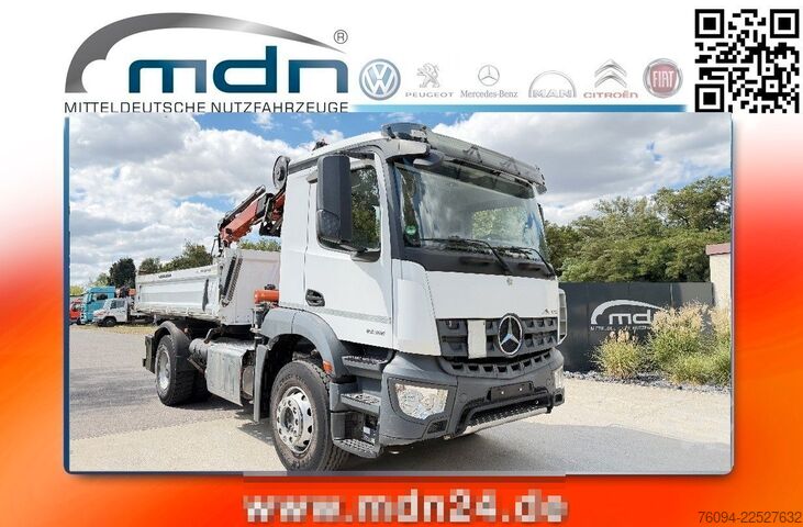 Trójstronna wywrotka MERCEDES-BENZ Arocs 1832 4x2 Kipper Kran 13m FUNK AHK