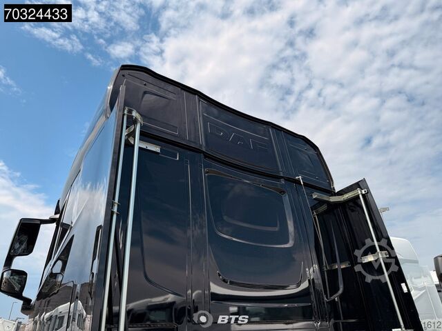 Τυπική μονάδα τράκτορα DAF XG 530 4X2 FT - ZF + Navi + Alcantara + Schwarz