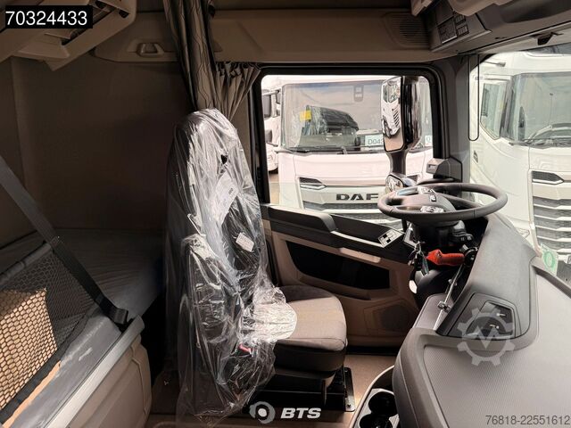 Τυπική μονάδα τράκτορα DAF XG 530 4X2 FT - ZF + Navi + Alcantara + Schwarz