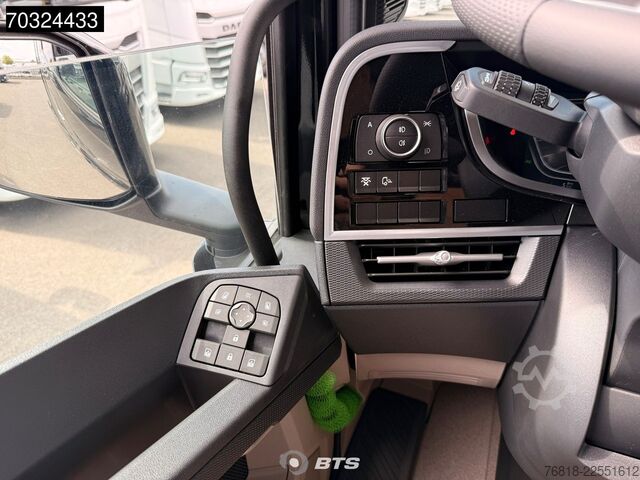 Τυπική μονάδα τράκτορα DAF XG 530 4X2 FT - ZF + Navi + Alcantara + Schwarz