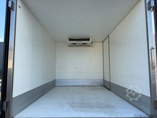 Autoutilitară frigorifică MERCEDES-BENZ Sprinter 316 CDI Kühlkoffer/Automatik/Klima/MBUX