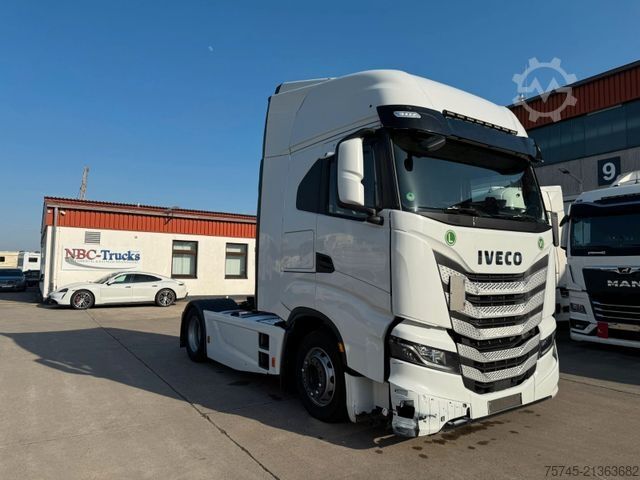 Cap tractor voluminos IVECO S-WAY 530 * RETARDER * 2 X TANK * ACC * WENIG KM