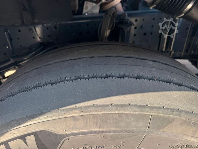 Cap tractor voluminos IVECO S-WAY 530 * RETARDER * 2 X TANK * ACC * WENIG KM