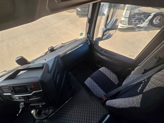 Objemový tahač IVECO S-WAY 530 * RETARDER * 2 X TANK * ACC * WENIG KM