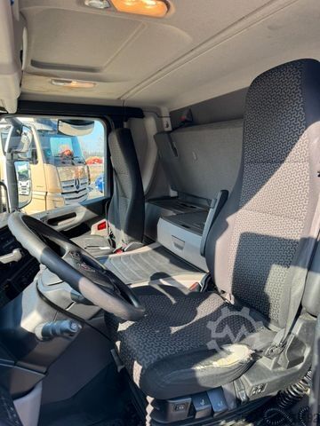 Cap tractor standard SCANIA P 450 * RETARDER * FLACHDACH * STANDHEIZUNG *3 X