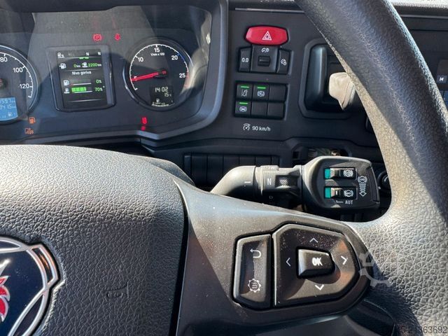 Cap tractor standard SCANIA P 450 * RETARDER * FLACHDACH * STANDHEIZUNG *3 X