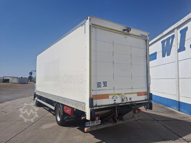 Kamion sa ravnom platformom i ceradom RENAULT D12-240 - E6