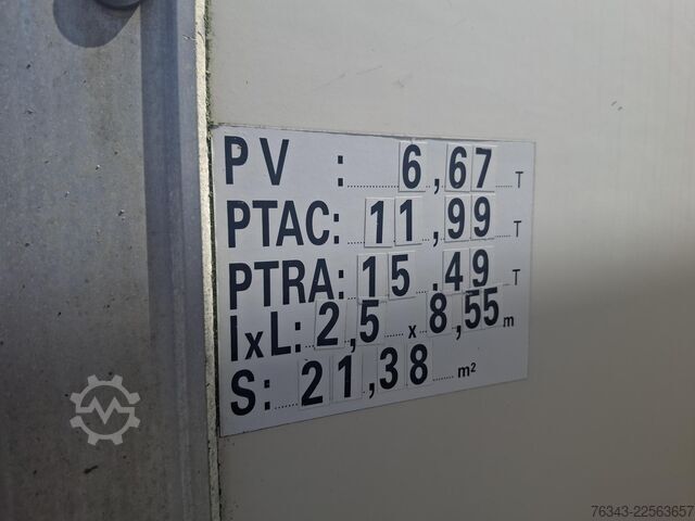 Kamion sa ravnom platformom i ceradom RENAULT D12-240 - E6