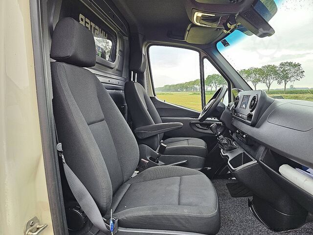 Bestelauto MERCEDES-BENZ SPRINTER 311 L2H2 RWD Mbux Airco!