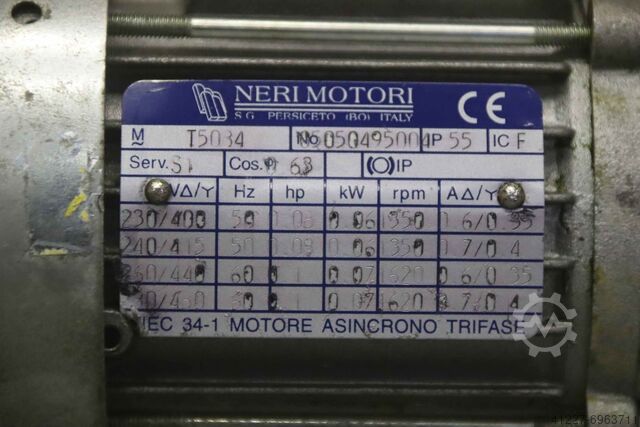 Gear motor 0.06 kW 17 rpm Motovario NMRV/030  T50B4