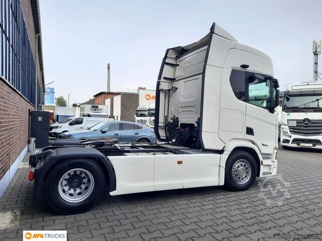 Tractor estándar SCANIA R 460 Highline Retarder Standklima 2xTank
