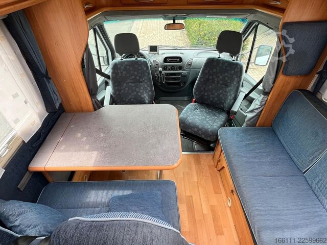 Autorulotă semi-integrată ADRIA 670 SP - Festbett - Garage - 2 x Klima