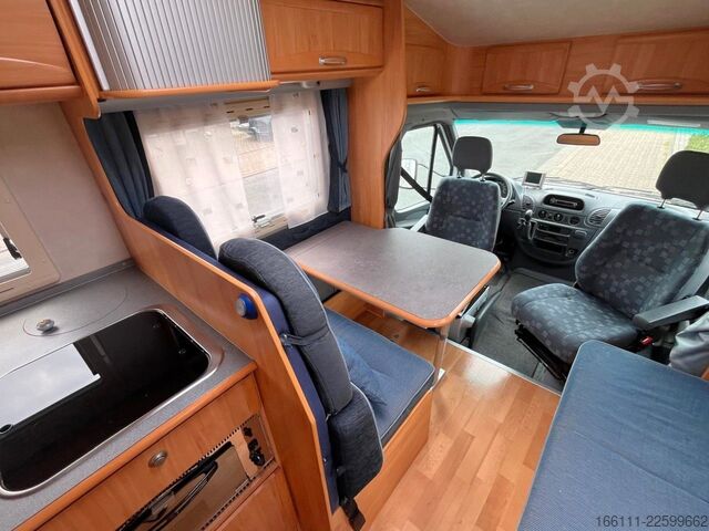 Autorulotă semi-integrată ADRIA 670 SP - Festbett - Garage - 2 x Klima