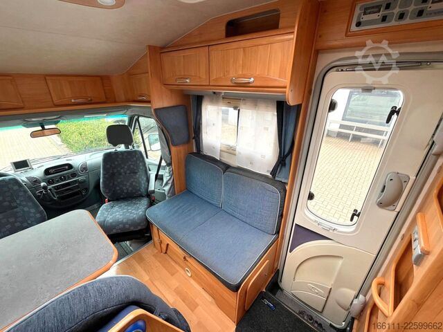 Autorulotă semi-integrată ADRIA 670 SP - Festbett - Garage - 2 x Klima