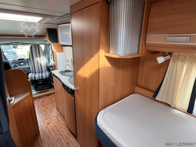 Autorulotă semi-integrată DETHLEFFS T 6611 - Einzelbetten -  - Klima -