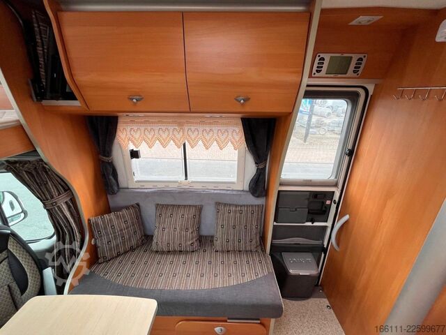 Autorulotă cu alcovă LAIKA Ecovip 9 - Festbett - - Solar - Klima