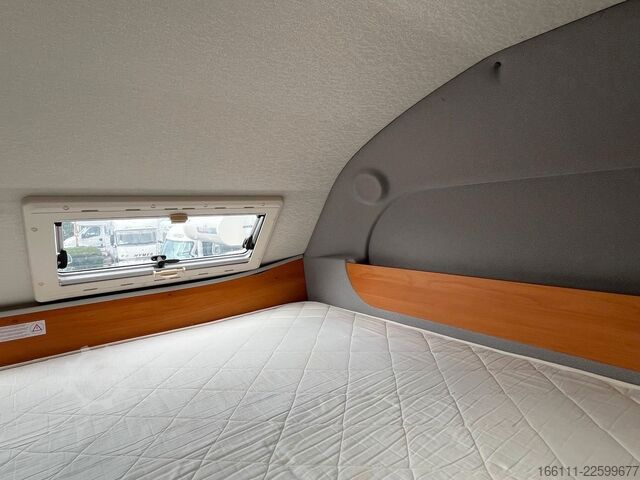 Autorulotă cu alcovă LAIKA Ecovip 9 - Festbett - - Solar - Klima