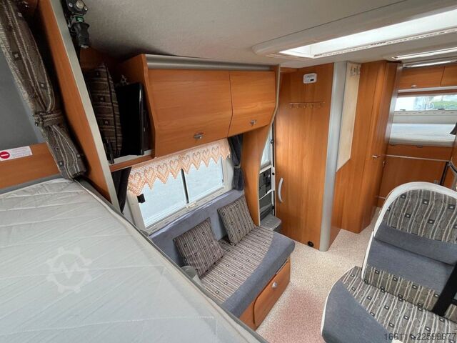 Autorulotă cu alcovă LAIKA Ecovip 9 - Festbett - - Solar - Klima
