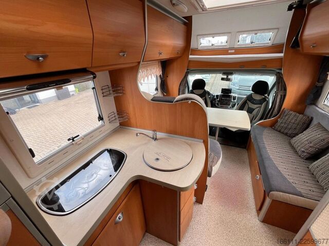 Autorulotă cu alcovă LAIKA Ecovip 9 - Festbett - - Solar - Klima