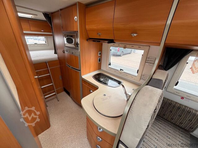 Autorulotă cu alcovă LAIKA Ecovip 9 - Festbett - - Solar - Klima