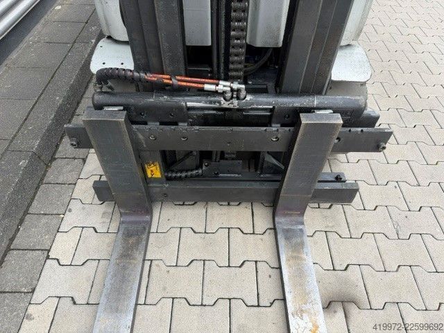 Stivuitoare GPL Still RX70-20T