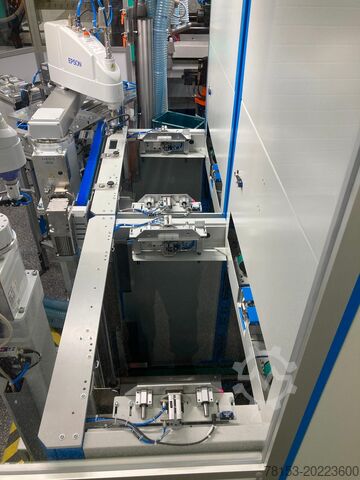 Multi-materiaal spuitgietmachine Arburg Allrounder 630A