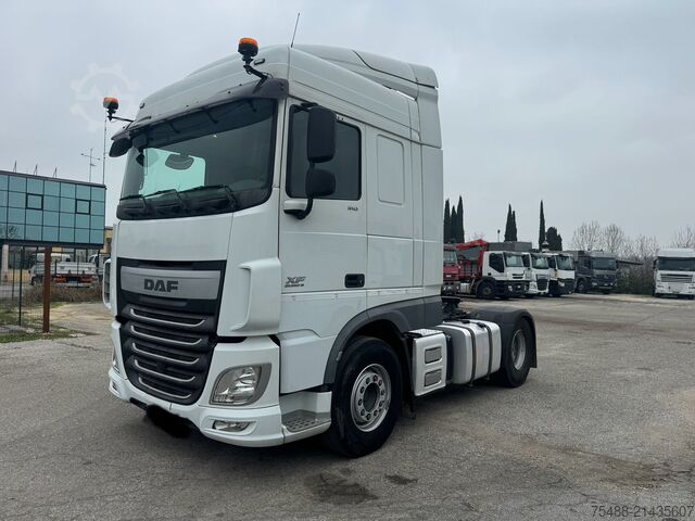Standaard trekker DAF XF 510 SPACE CAB 4X2