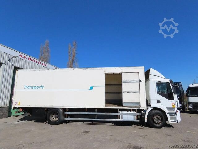 Kofer Iveco Stralis 310 8 meter box!  Retarder,  Great cond...