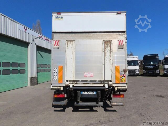 Kofer Iveco Stralis 310 8 meter box!  Retarder,  Great cond...