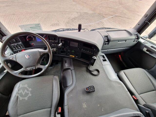 Resväska Scania P280 6x2*4 - Box - Loadlift - Low KM - Steering...