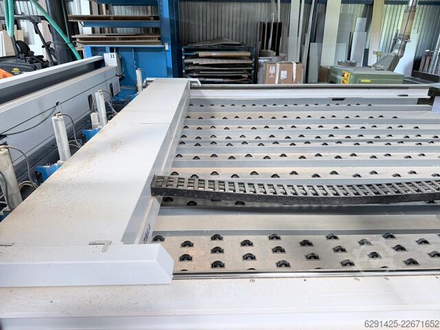 Panelová pila HOLZMA HPP 350/38/38/C Optimat