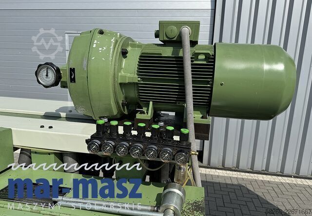 Négyoldalas nedves gyalu WEINIG Hydromat 22 AL na 8 głowic