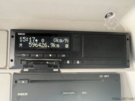 Tehergépkocsi és pótkocsi IVECO CITY KüHLER, CARRIER 1950 ELEKTROGENERATORBETRIEB üBER SZM,  LADEBORDWAND